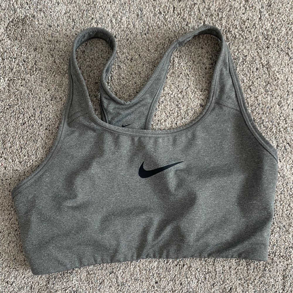 nike sports bra medium gray